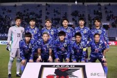 中国足球学习对象！日本队拿东亚杯亚军后打扫更衣室，韩媒赞美